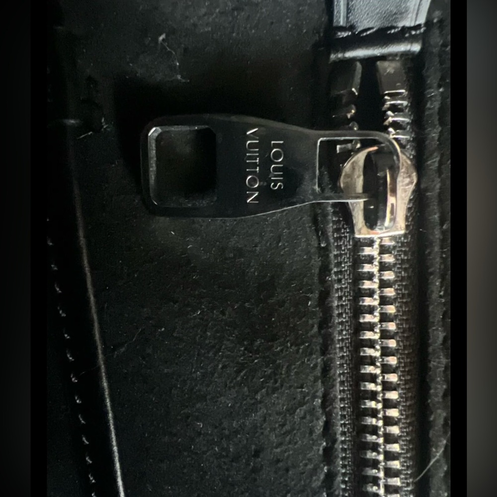 2017 Black Louis Vuitton x Supreme Epi Christopher Backpack - Picture 3 of 4